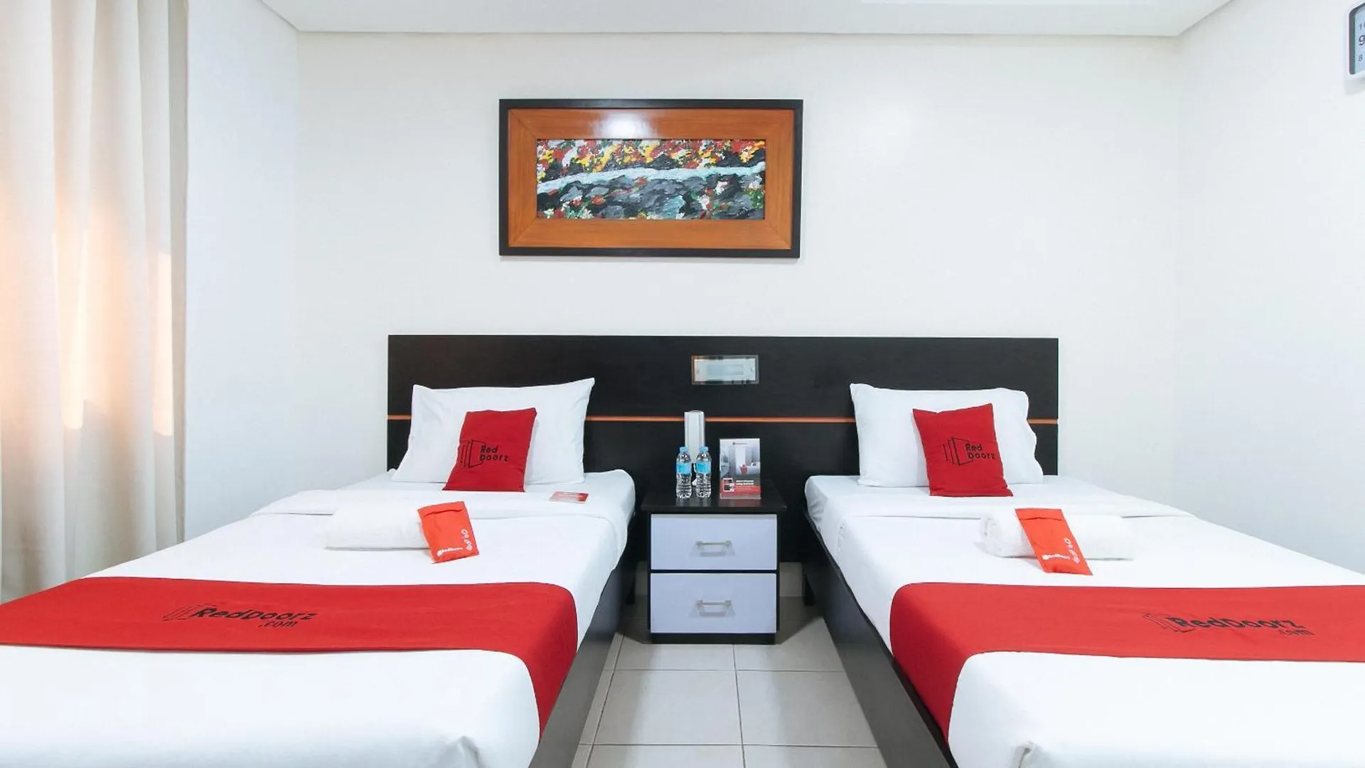 RedDoorz Plus Evangelista Street Makati Makati City Filippijnen