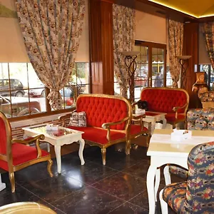 **** Hotel 2 Kitarrat Boutique & Albanië