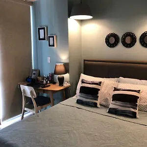 Modern And Cozy Near Airport Terminal 3 Apartahotel